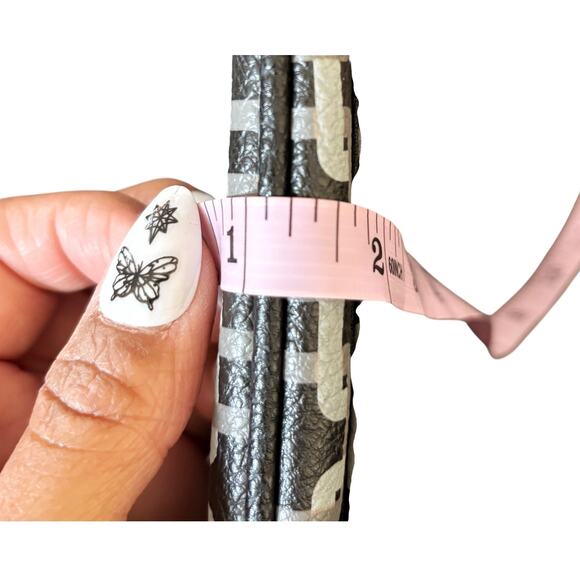 Rosetti Black/Gray Geometric Chain-Link Crossbody Purse - Picture 8 of 9